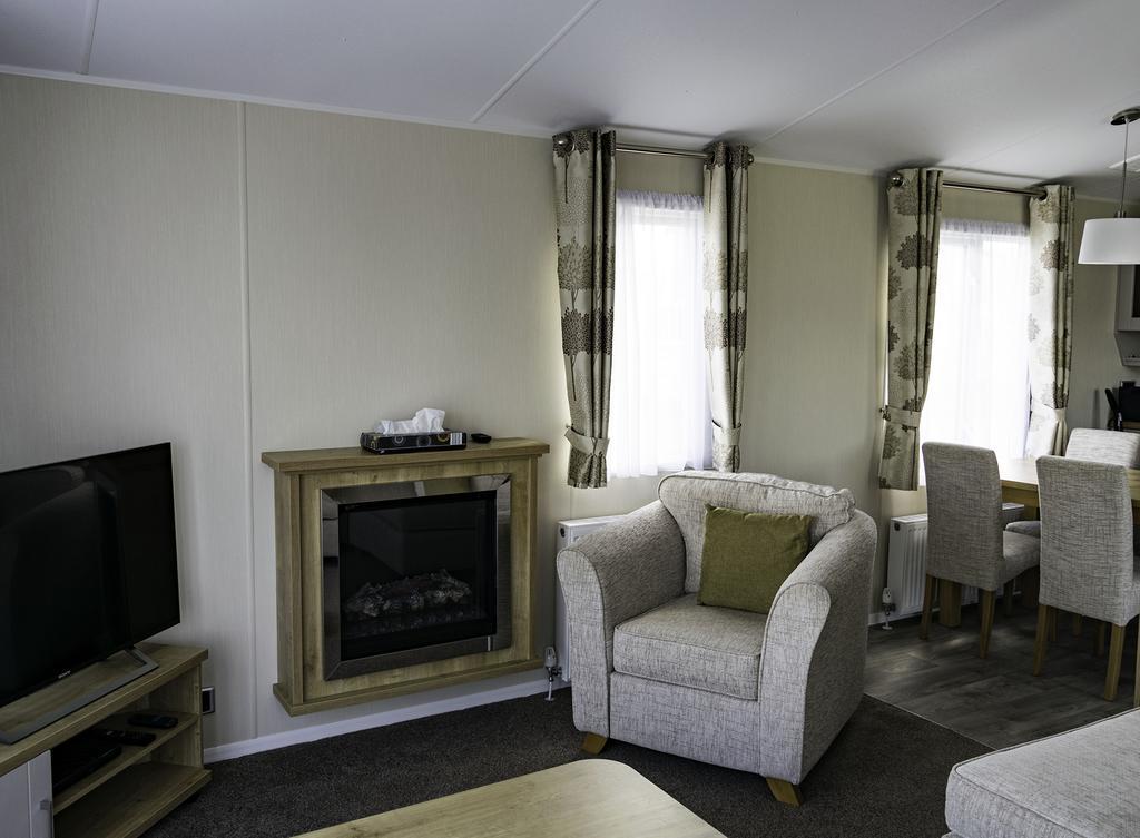 Widemouth Fields Villa บู๊ด ภายนอก รูปภาพ