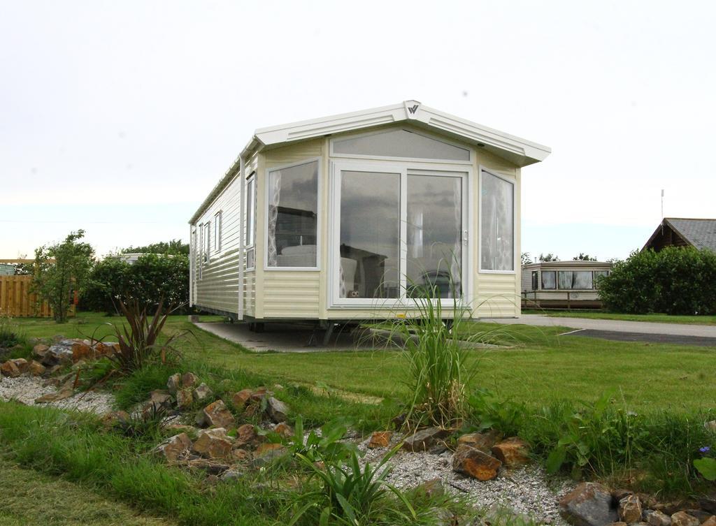 Widemouth Fields Villa บู๊ด ภายนอก รูปภาพ