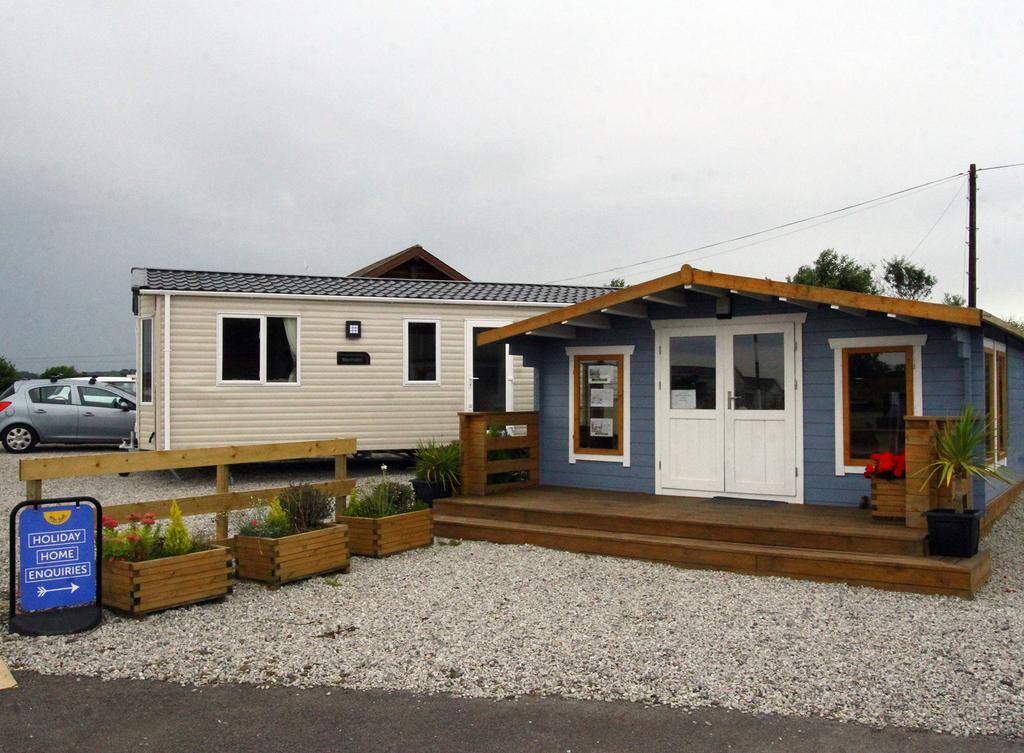 Widemouth Fields Villa บู๊ด ภายนอก รูปภาพ