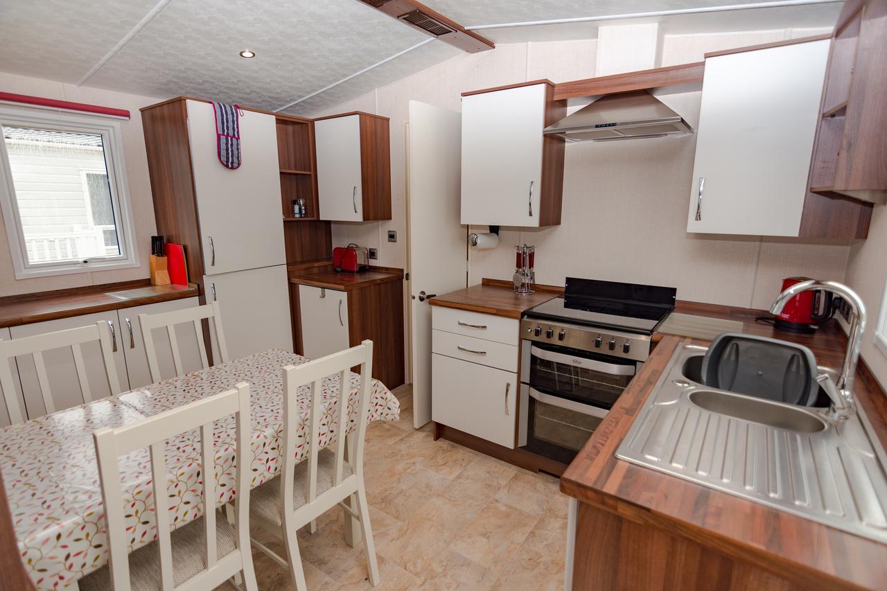 Widemouth Fields Villa บู๊ด ภายนอก รูปภาพ