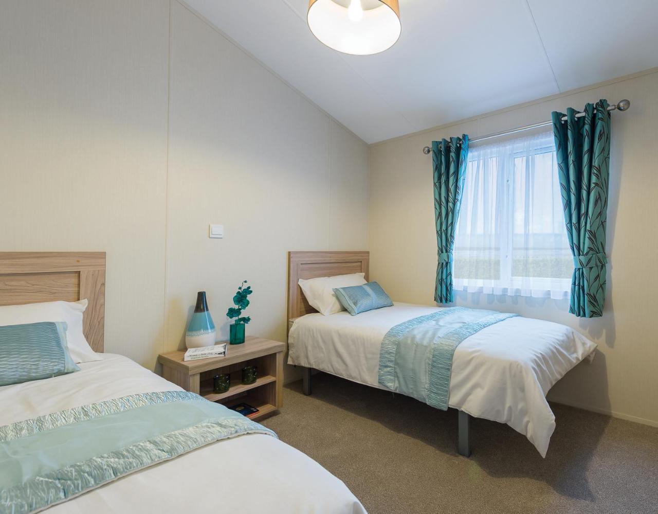 Widemouth Fields Villa บู๊ด ภายนอก รูปภาพ